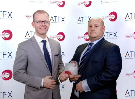 精英汇聚英国颁奖典礼，ATFX稳固国际金融地位