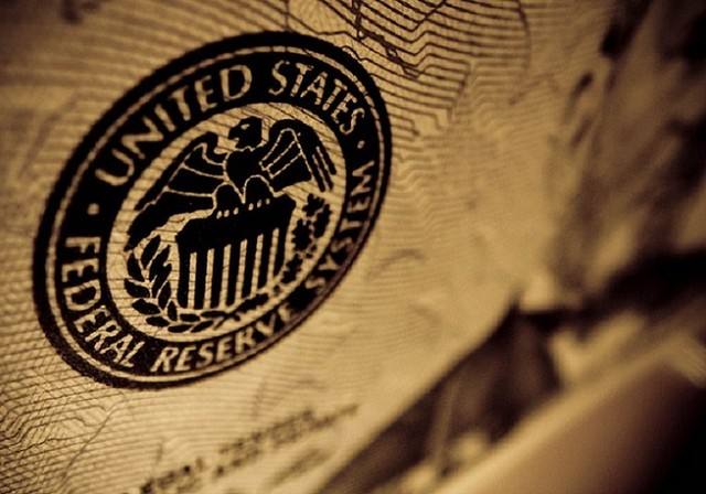 美国小银行信用卡违约率上升 警惕次贷危机重演