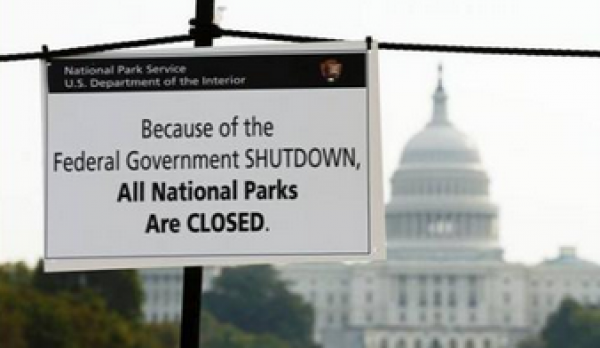 美国政府将关门到明年 这将意味着什么？