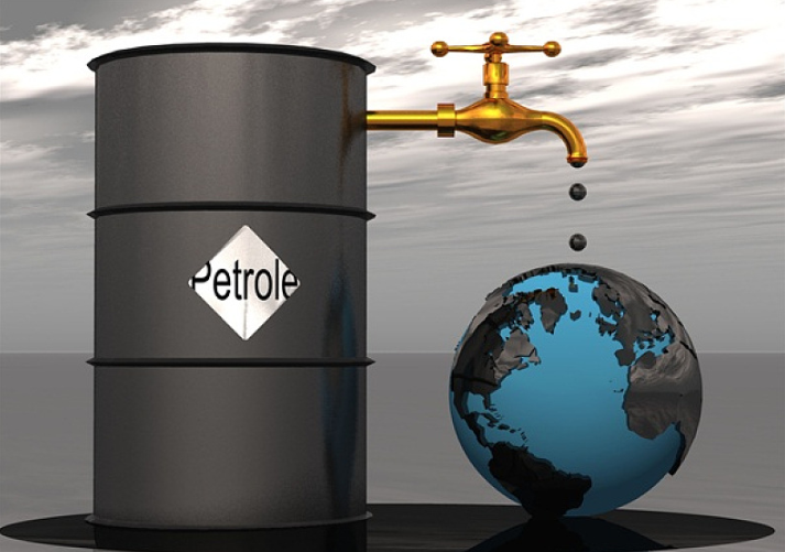 ATFX外汇科普：为什么布伦特原油比美原油更贵？
