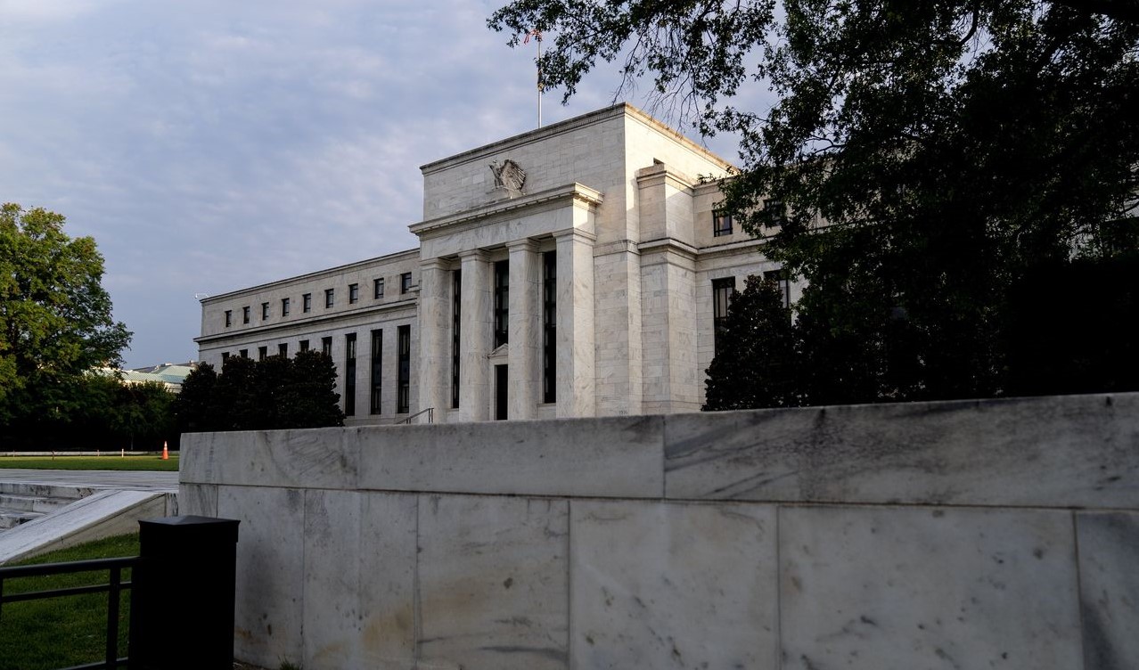 行业动态 | 美联储已展开缩减购债讨论，鲍威尔“放鸽”救场